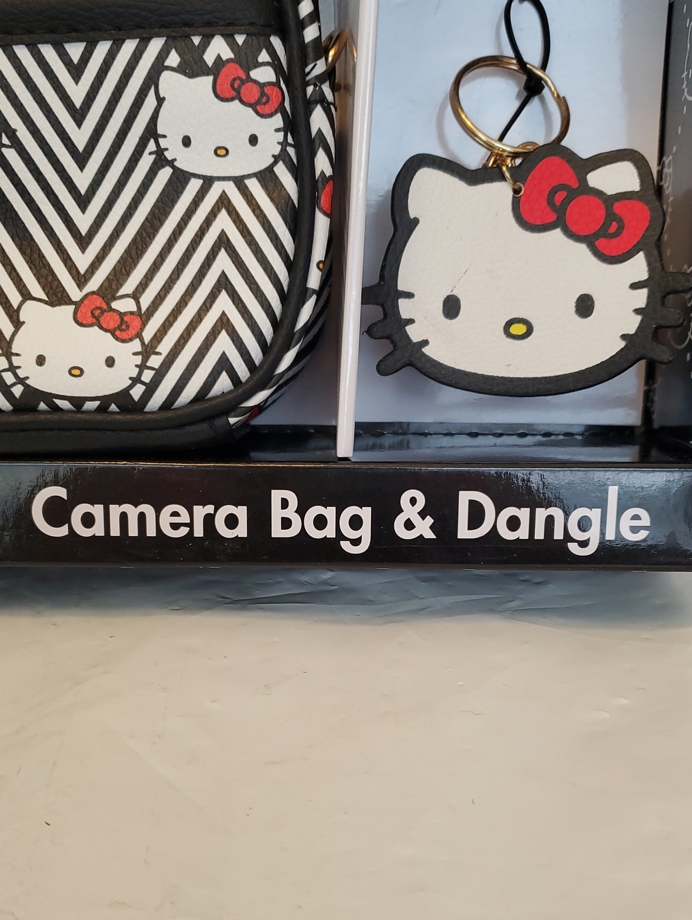 Hello Kitty Black & Chevron Pattern Crossbody with Red Bow Accents - Picture 2 of 2
